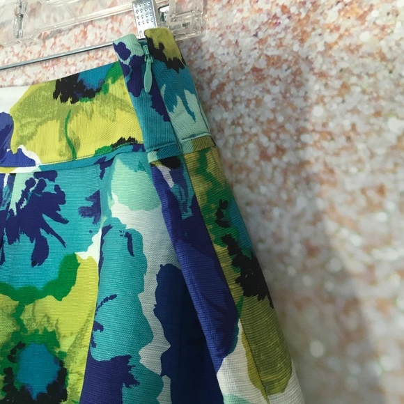 Loft Floral Pleated Skirt - Picture 3 of 6